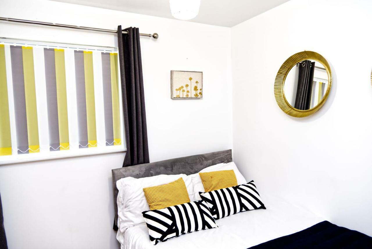 The Pent House - Lushio Apartments Northampton Dış mekan fotoğraf